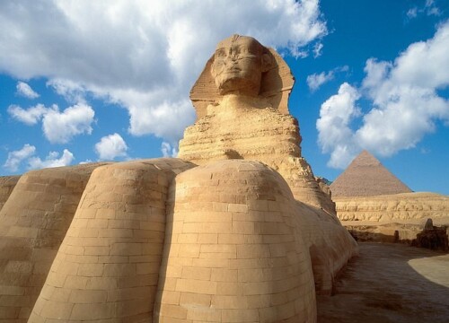 Private Guided Tour To Cairo ( Sphinx & 3 Pyramids & Egyptian Museum & Lunch) From Hurghada