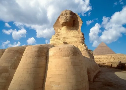 Private Guided Tour to Cairo from Hurghada – Pyramids, Sphinx & Egyptian Museum