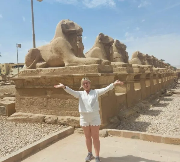 Hurghada to Luxor full-day small group tour