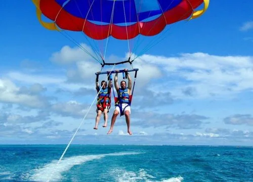 Hurghada Parasailing Tour – Private Hotel Transfer Included